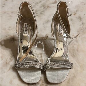 Badgley Mischka Women's Cream and Silver Heels rhinestones silver 9.5